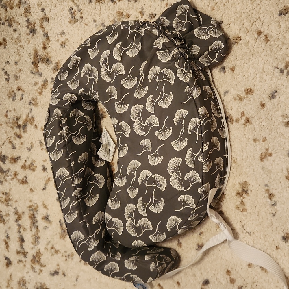 My Brest Friend breastfeeding pillow